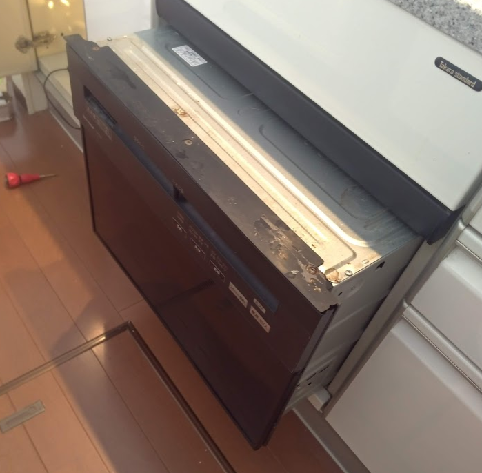 パナソニックNP-60=タカラスタンダードTDWV-60食洗器配管電源取り外し